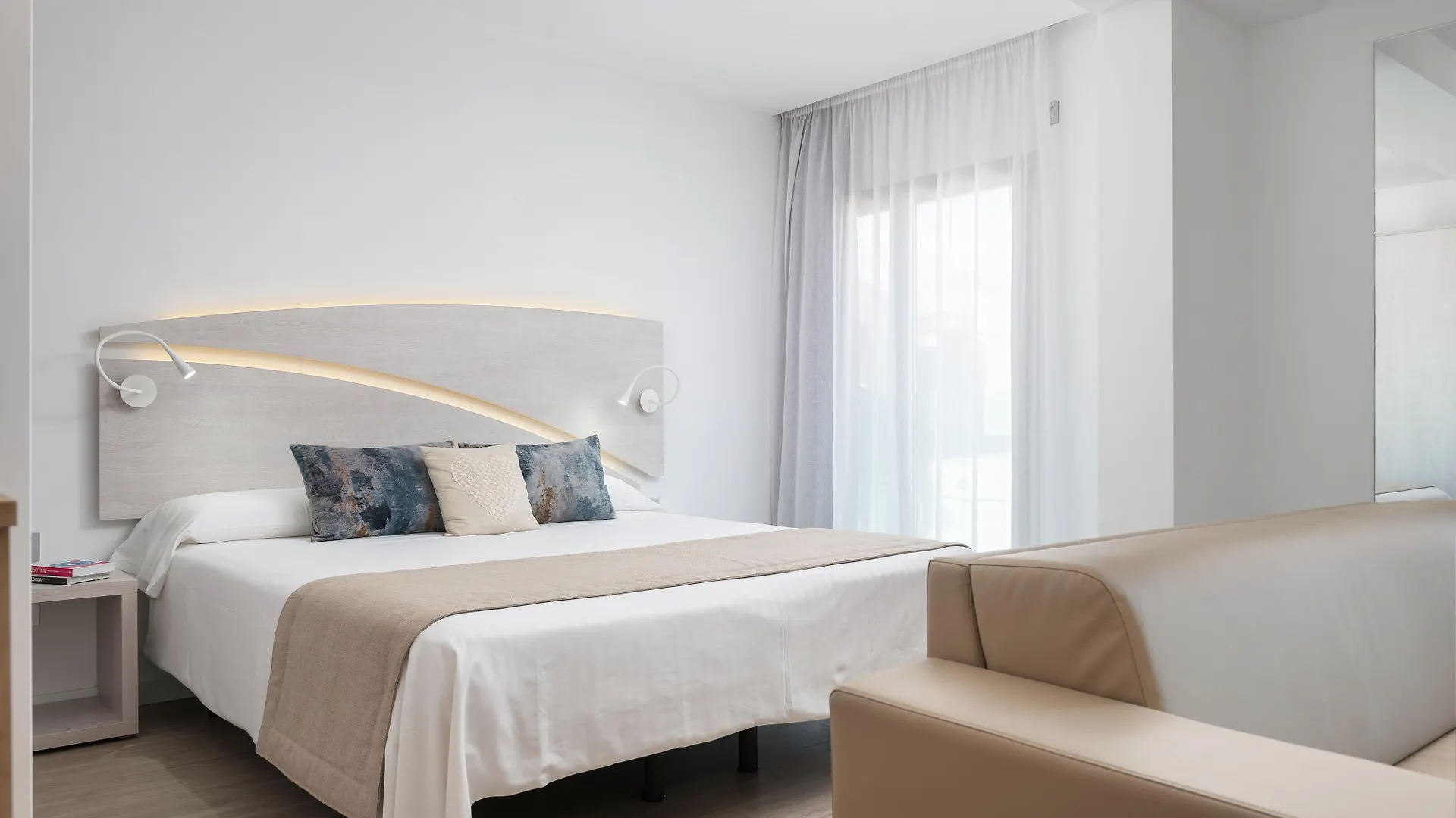 Llaut Boutique Hotel (Adults Only) Can Picafort