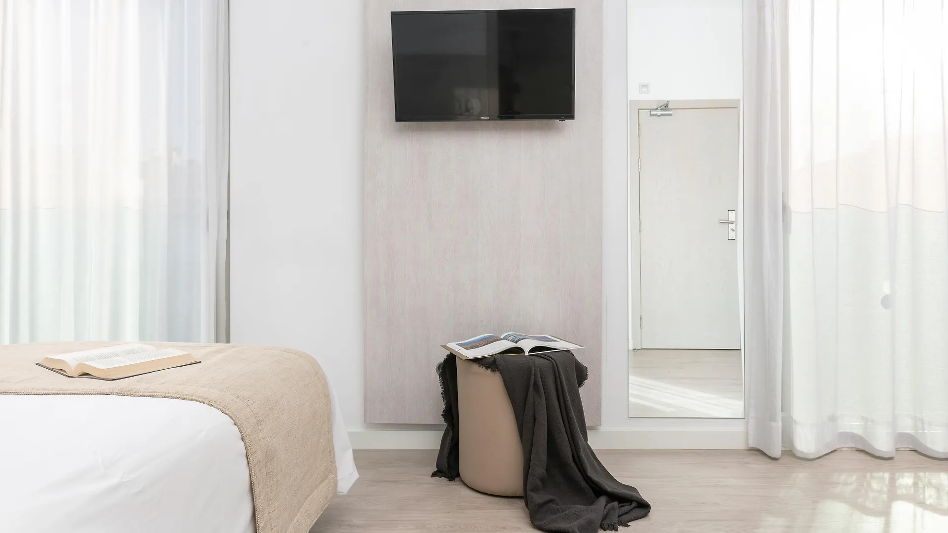 Llaut Boutique Hotel (Adults Only) Can Picafort  İspanya